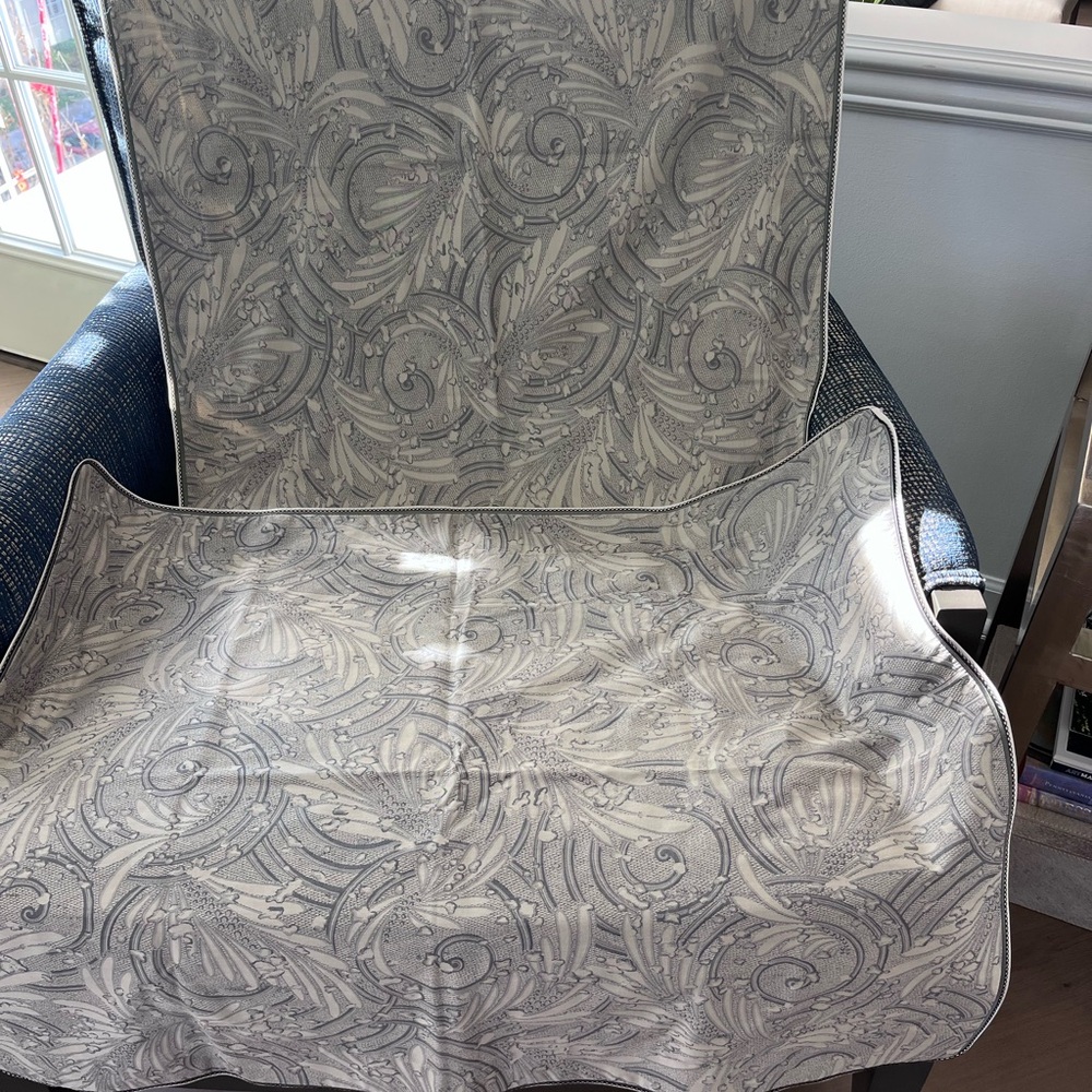A pair of standard Yves Delorme pillow shams.